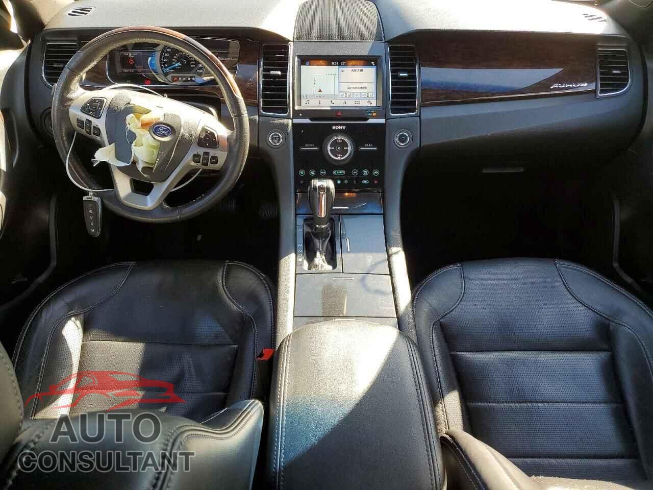 FORD TAURUS 2017 - 1FAHP2J81HG128397