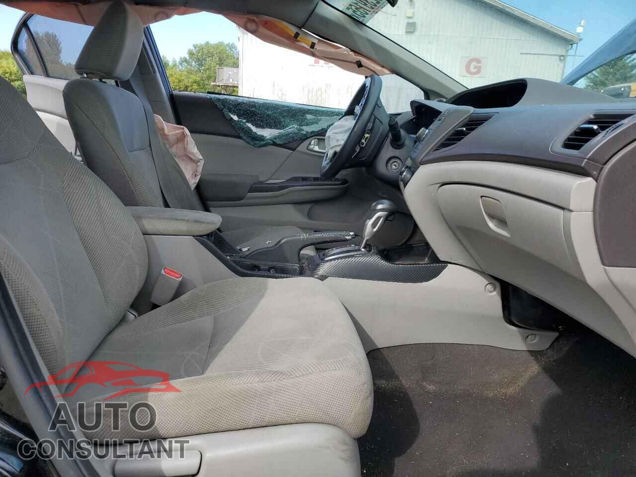 HONDA CIVIC 2012 - 19XFB2F88CE001728
