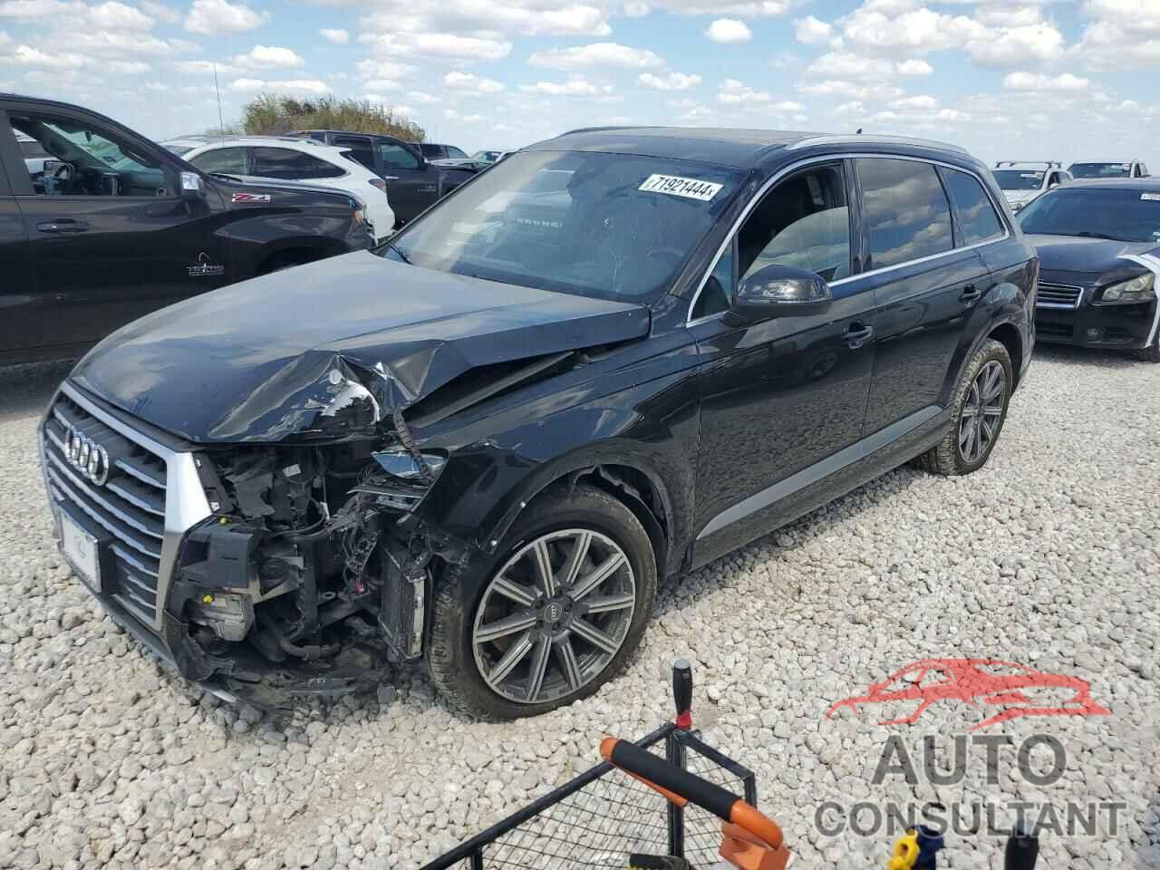 AUDI Q7 2017 - WA1VAAF76HD013542