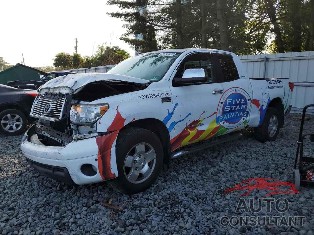 TOYOTA TUNDRA 2011 - 5TFBY5F12BX186102