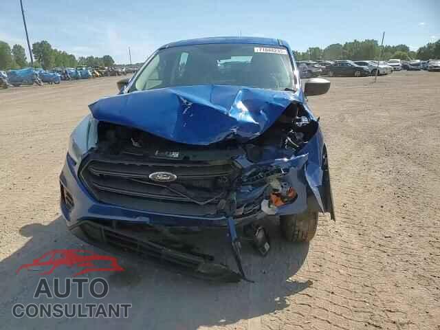 FORD ESCAPE 2017 - 1FMCU0F75HUA67800