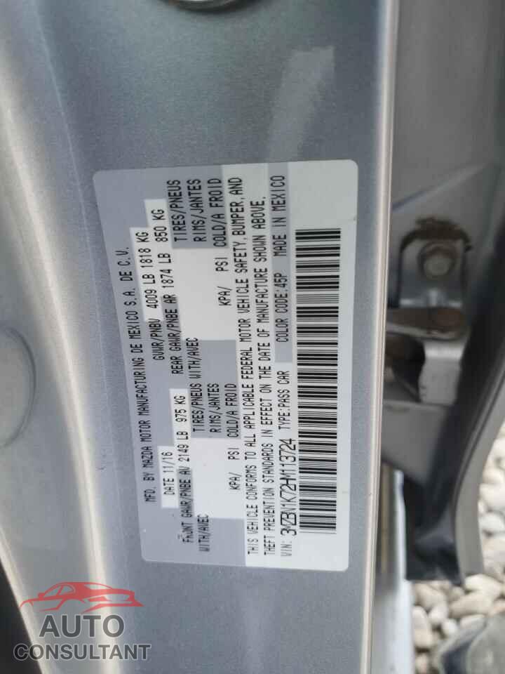 MAZDA 3 2017 - 3MZBN1K72HM113724