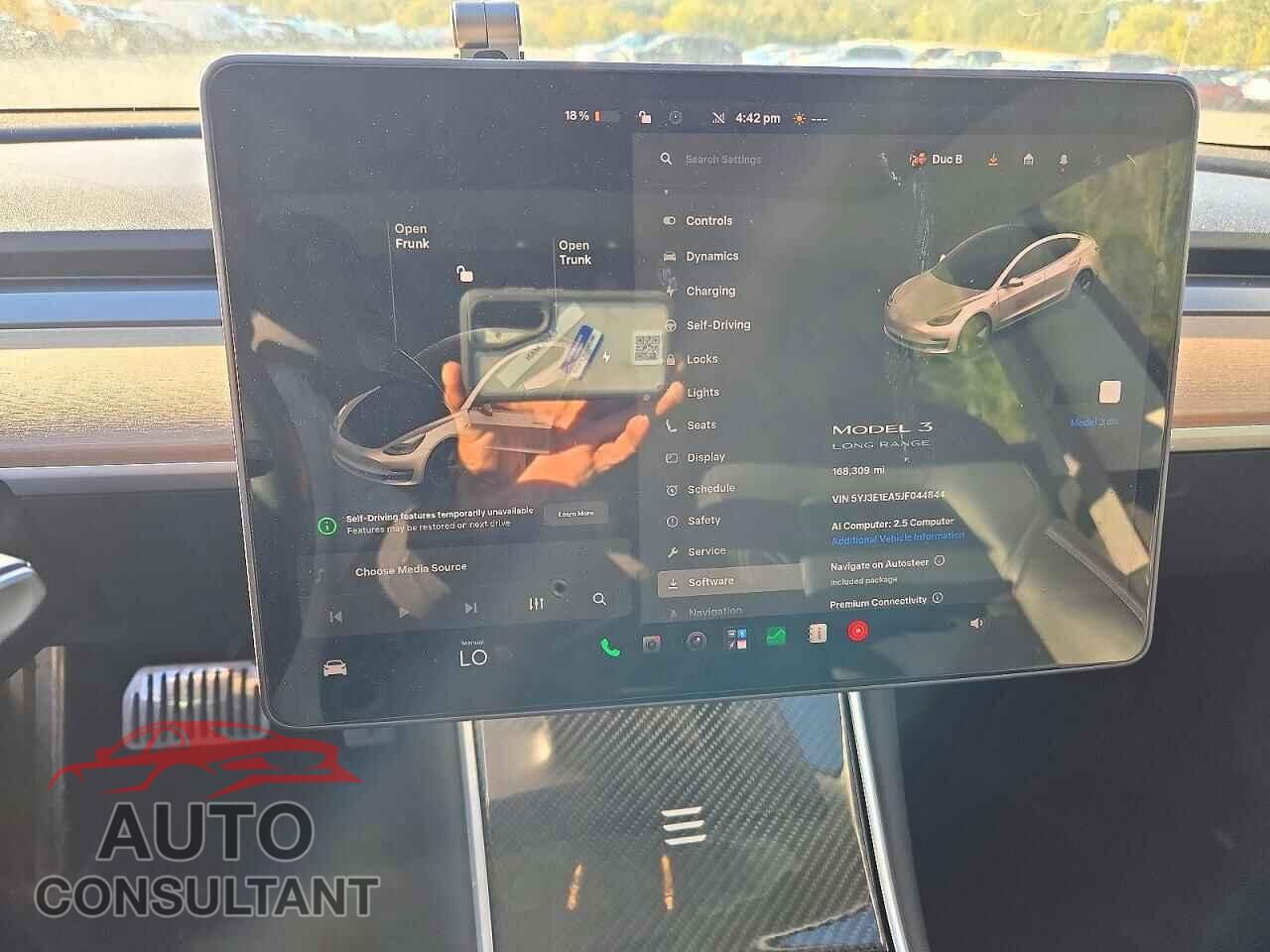 TESLA MODEL 3 2018 - 5YJ3E1EA5JF044844