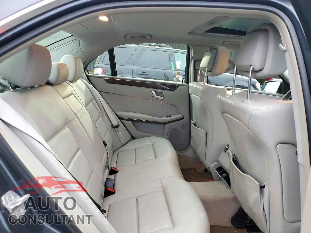 MERCEDES-BENZ E-CLASS 2013 - WDDHF8JB1DA742915