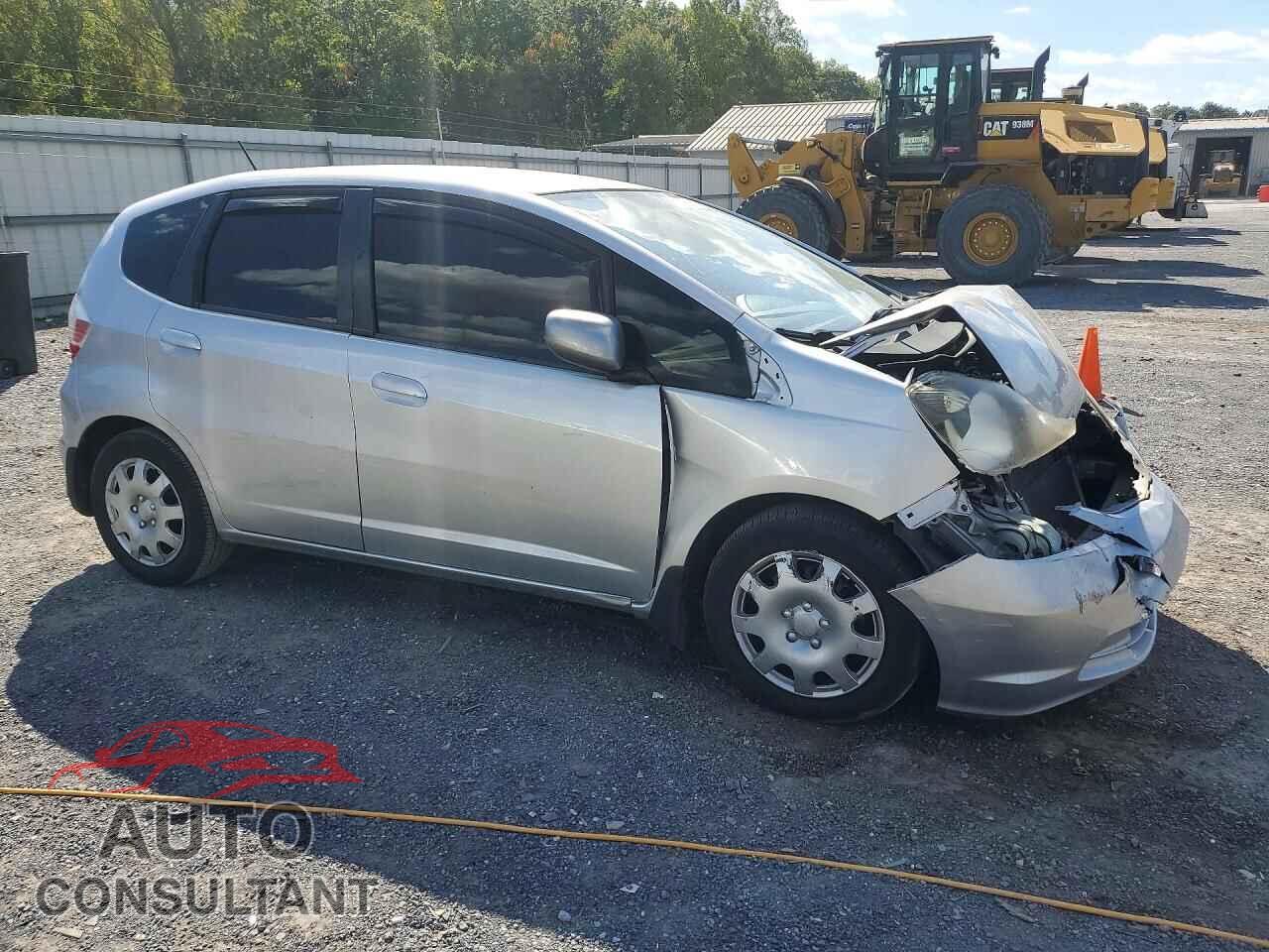 HONDA FIT 2013 - JHMGE8H35DC042485