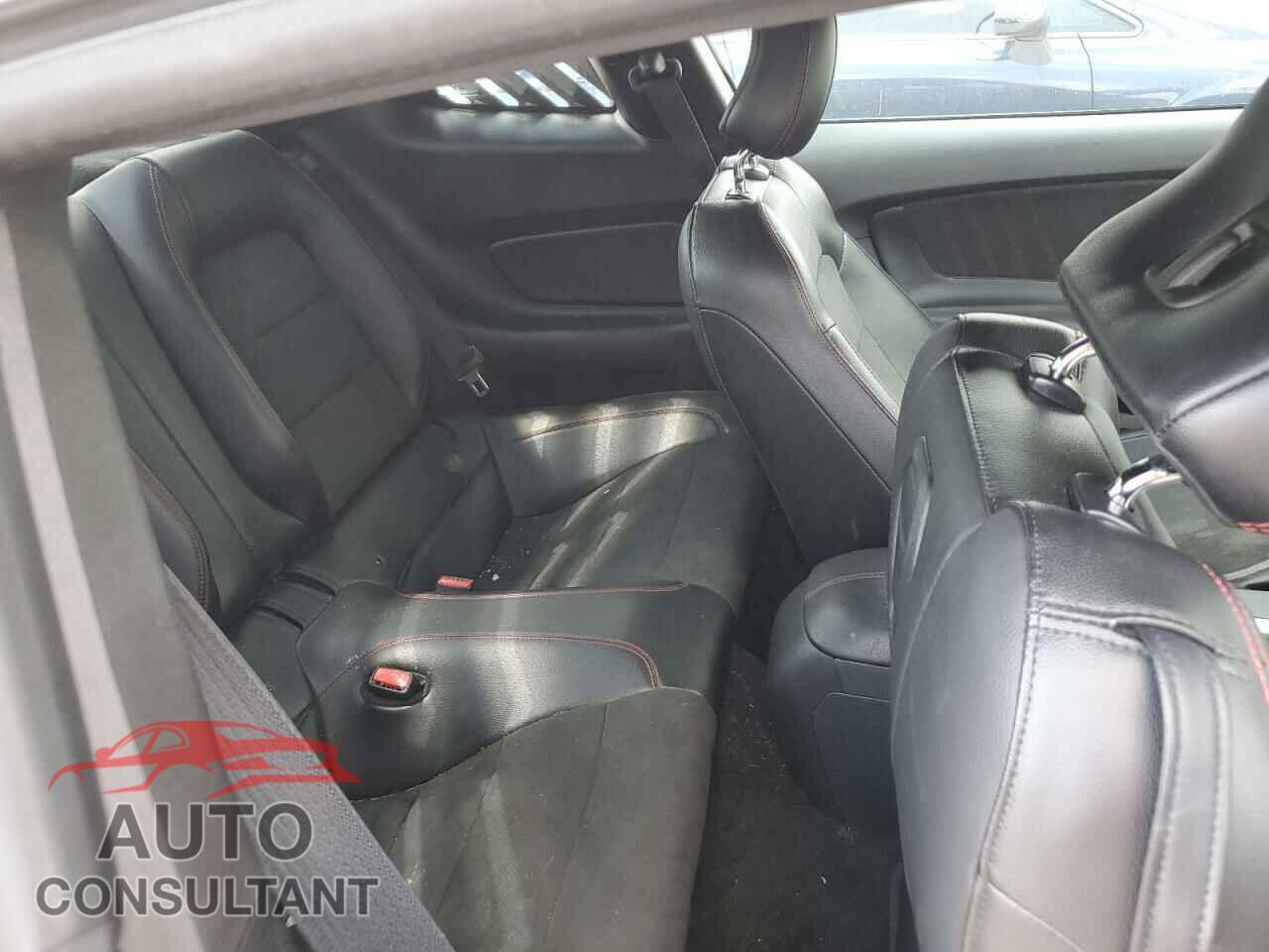 FORD MUSTANG 2017 - 1FA6P8CF2H5286152