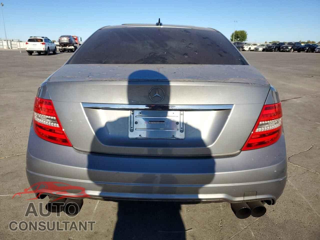 MERCEDES-BENZ C-CLASS 2014 - WDDGF4HB3EA953447
