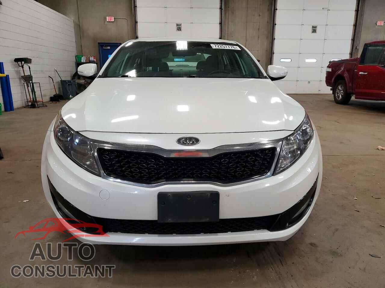 KIA OPTIMA 2012 - KNAGM4A7XC5290421