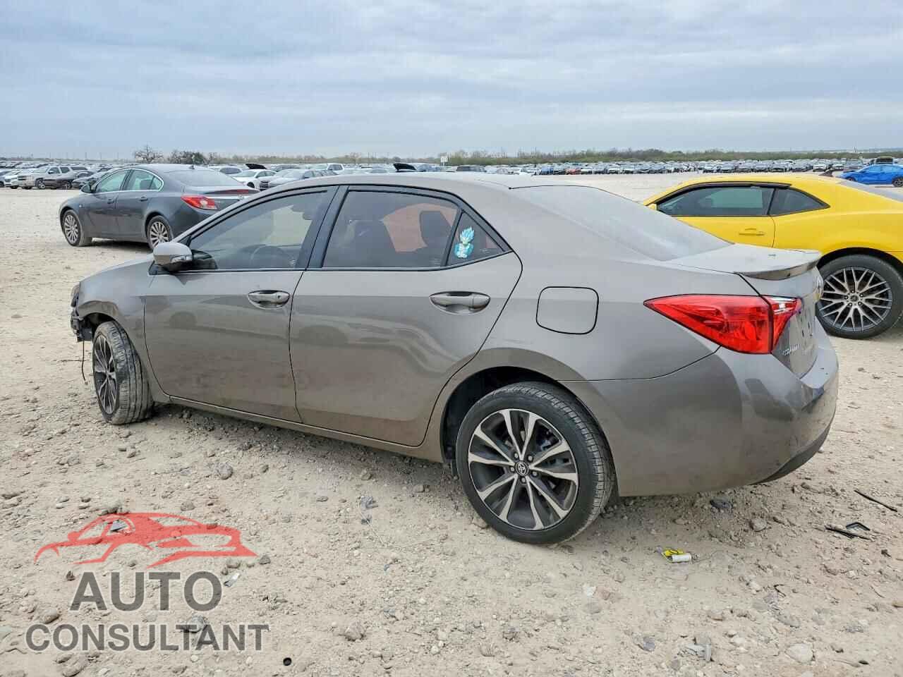 TOYOTA COROLLA 2017 - 5YFBURHE3HP636768