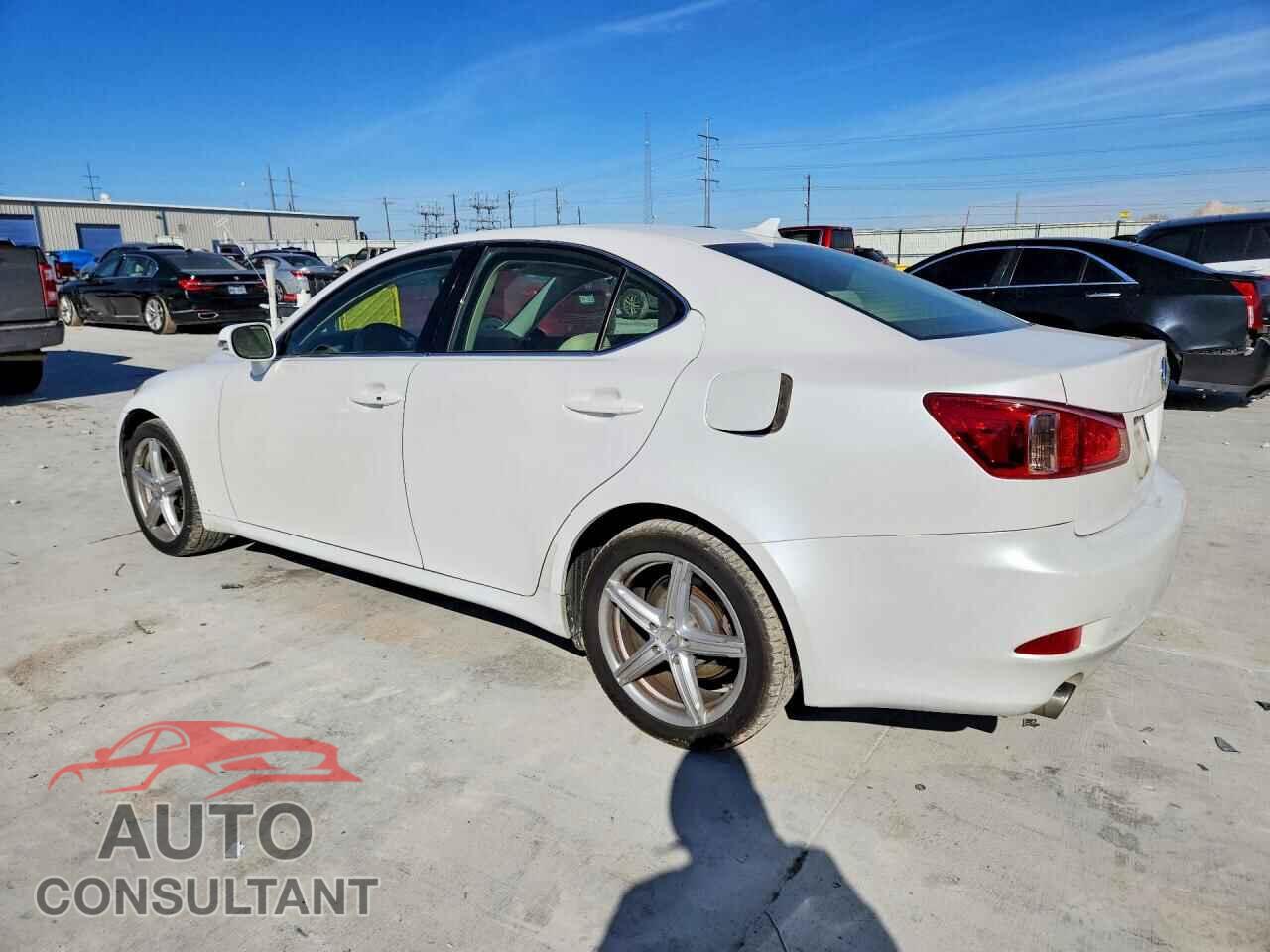 LEXUS IS 2013 - JTHCF5C22D5063467