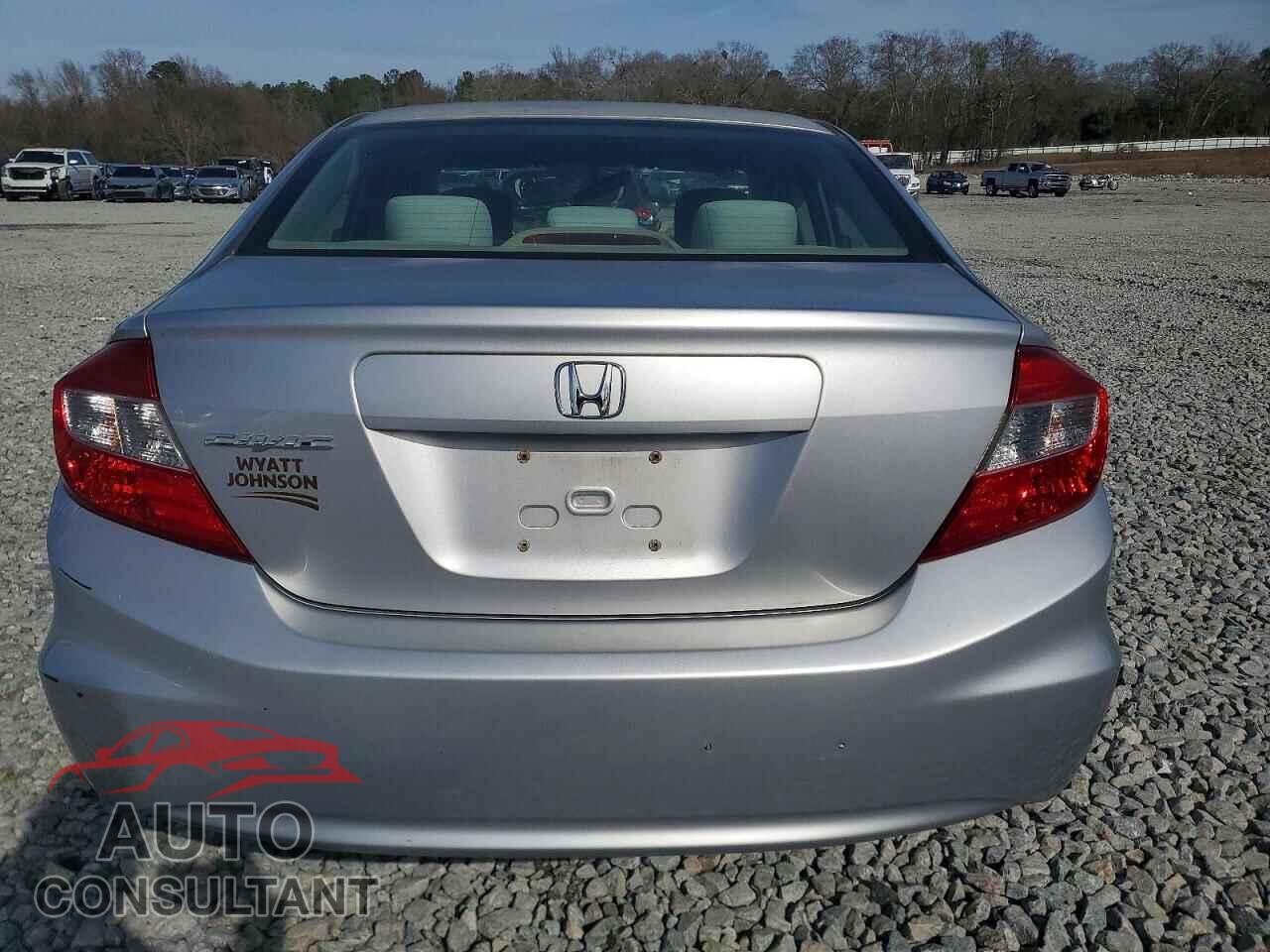 HONDA CIVIC 2012 - JHMFB2F5XCS000579