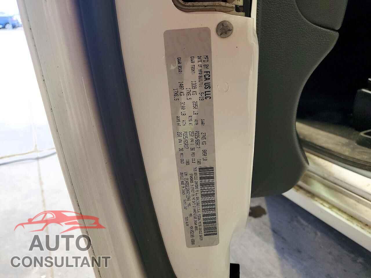 DODGE CARAVAN 2019 - 2C4RDGEG2KR712349