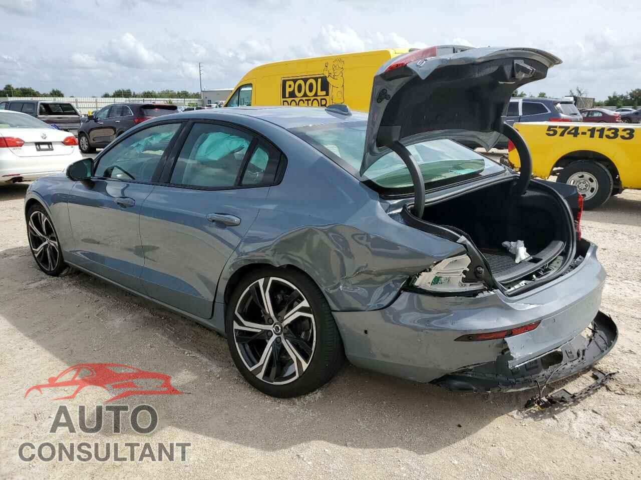 VOLVO S60 PLUS 2023 - 7JRL12FL2PG249071