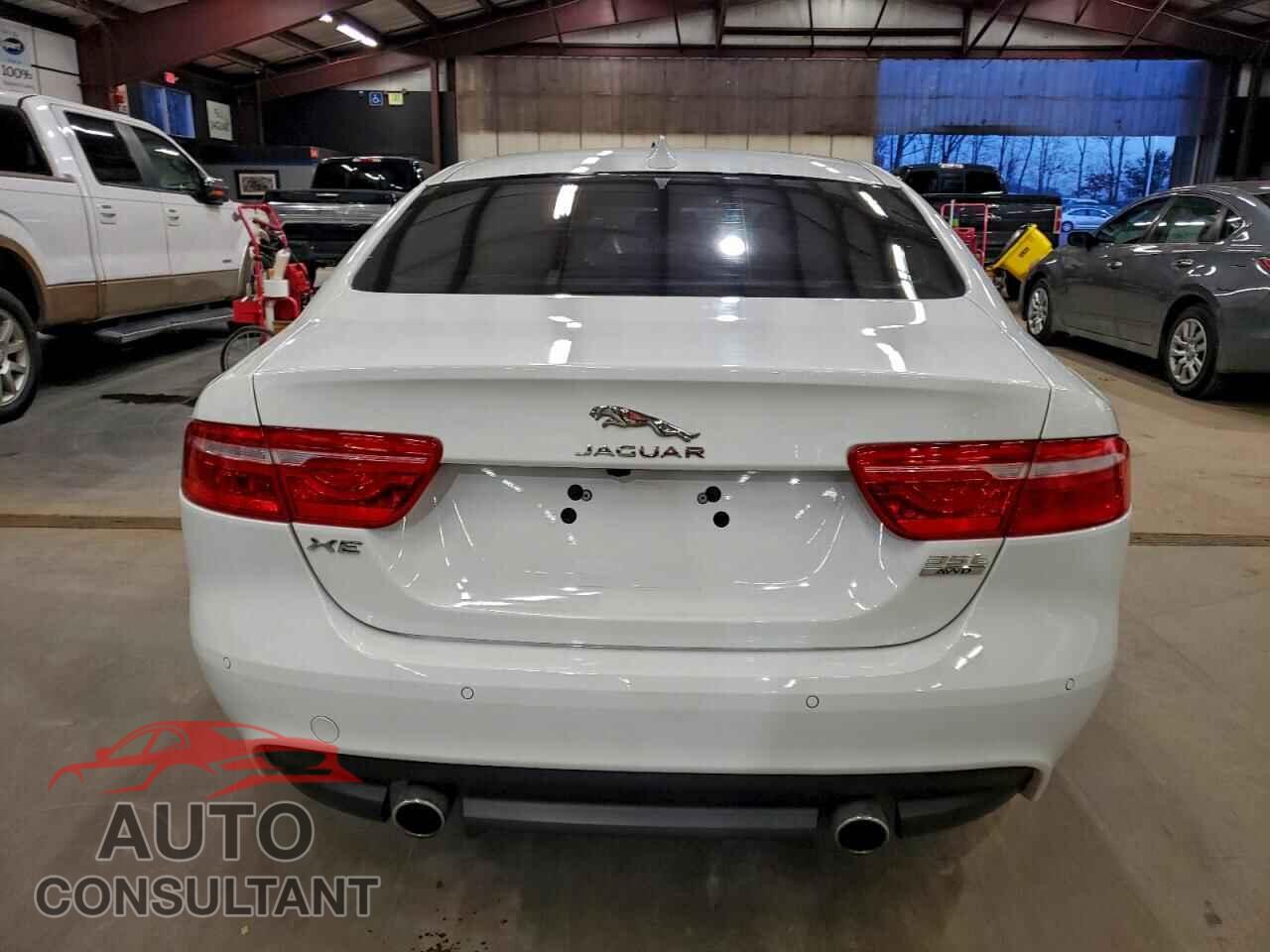JAGUAR XE 2018 - SAJAJ4EV2JCP23637