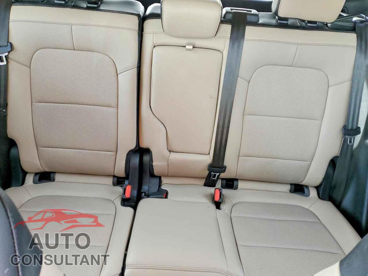 FORD ESCAPE 2020 - 1FMCU9J94LUA61654