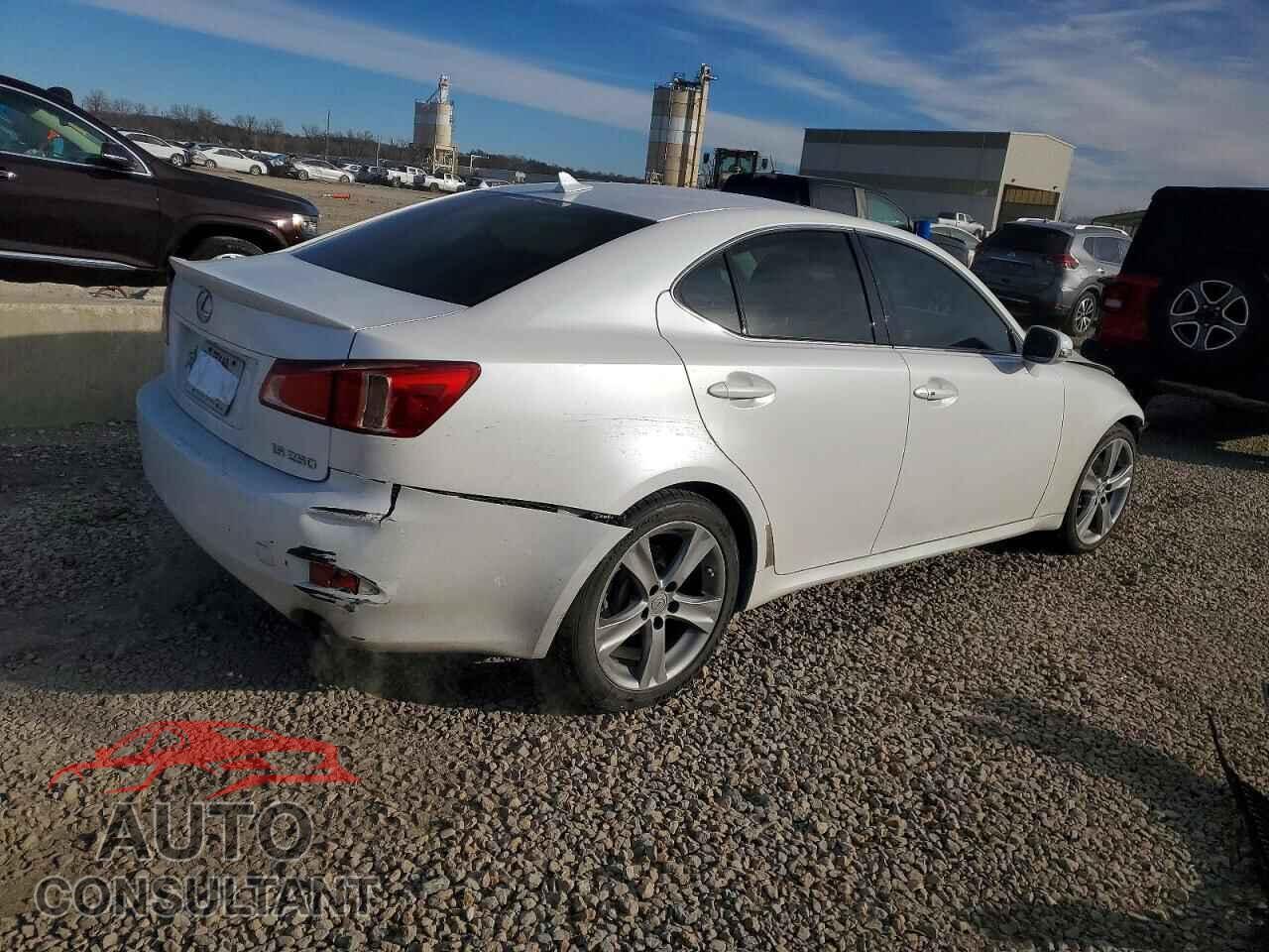 LEXUS IS 2011 - JTHBF5C25B5146979