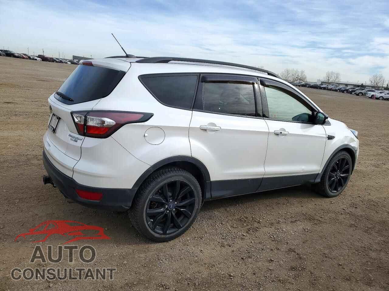 FORD ESCAPE 2017 - 1FMCU9J96HUB54828