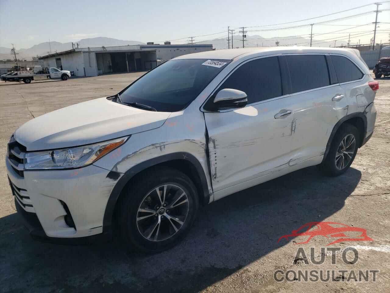 TOYOTA HIGHLANDER 2018 - 5TDZARFHXJS034323