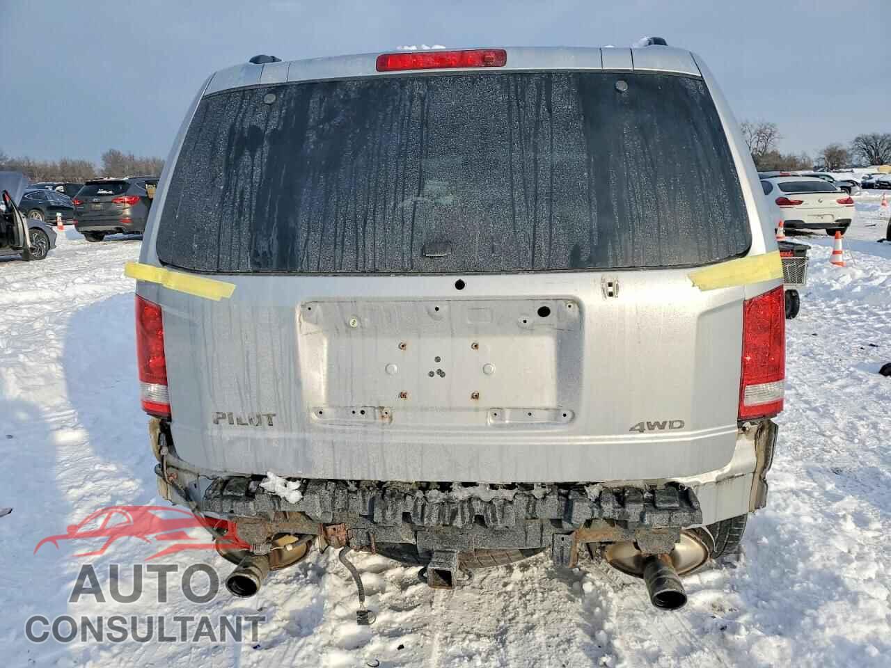 HONDA PILOT 2015 - 5FNYF4H53FB047283