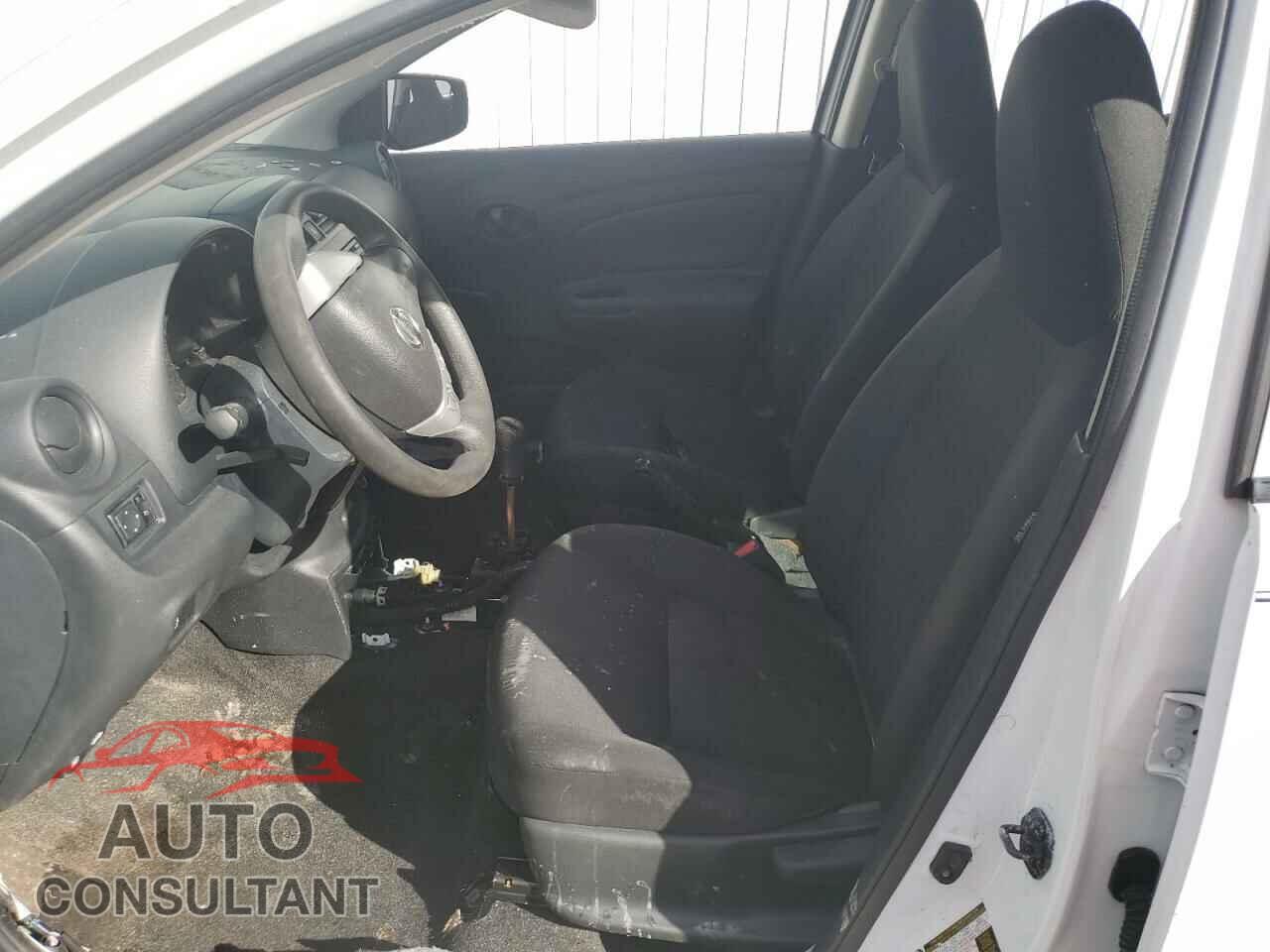 NISSAN VERSA 2017 - 3N1CN7AP3HL833361