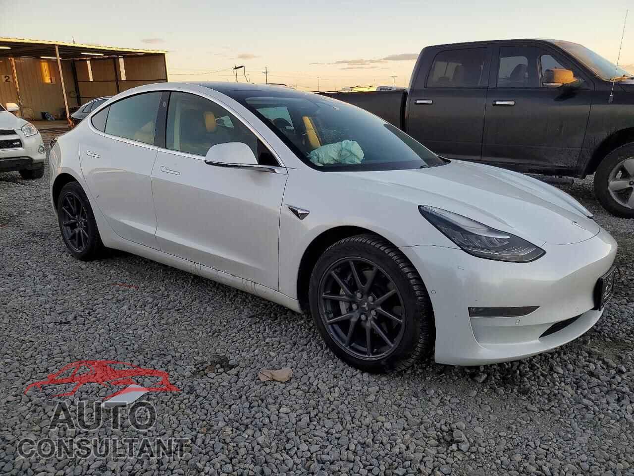 TESLA MODEL 3 2019 - 5YJ3E1EB8KF510647