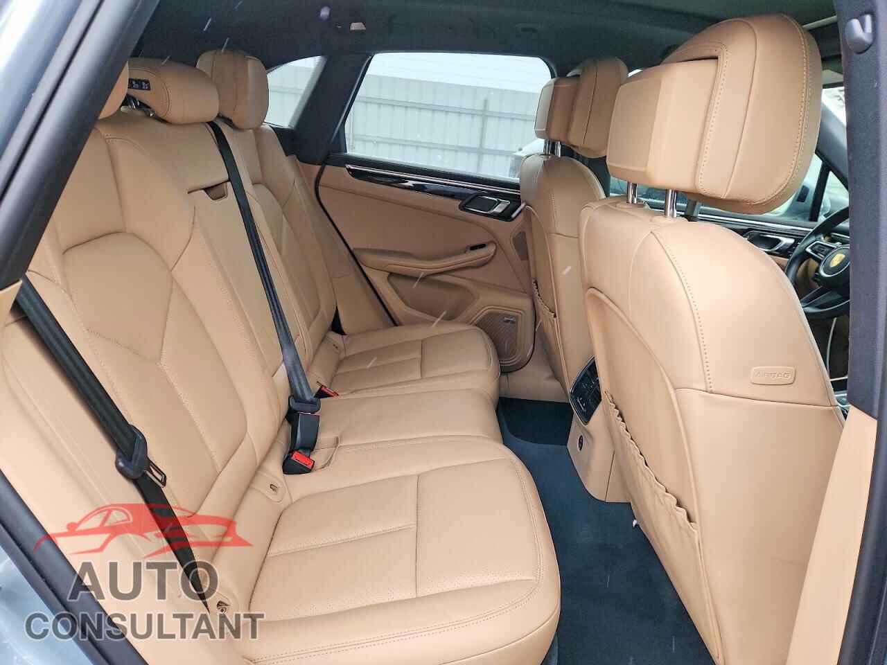 PORSCHE MACAN 2022 - WP1AA2A59NLB04353