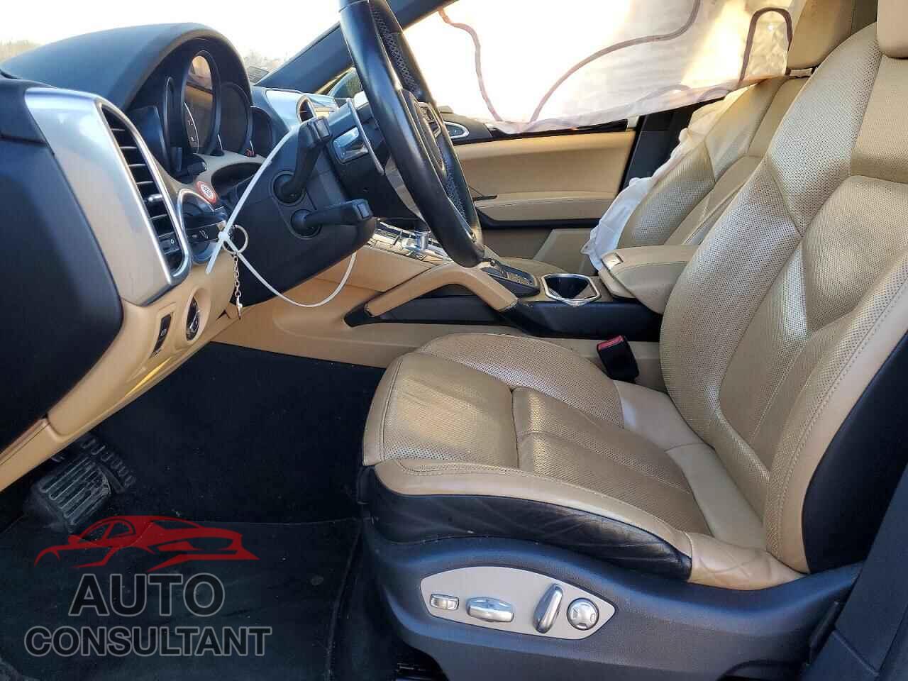 PORSCHE CAYENNE 2017 - WP1AA2A20HKA89242