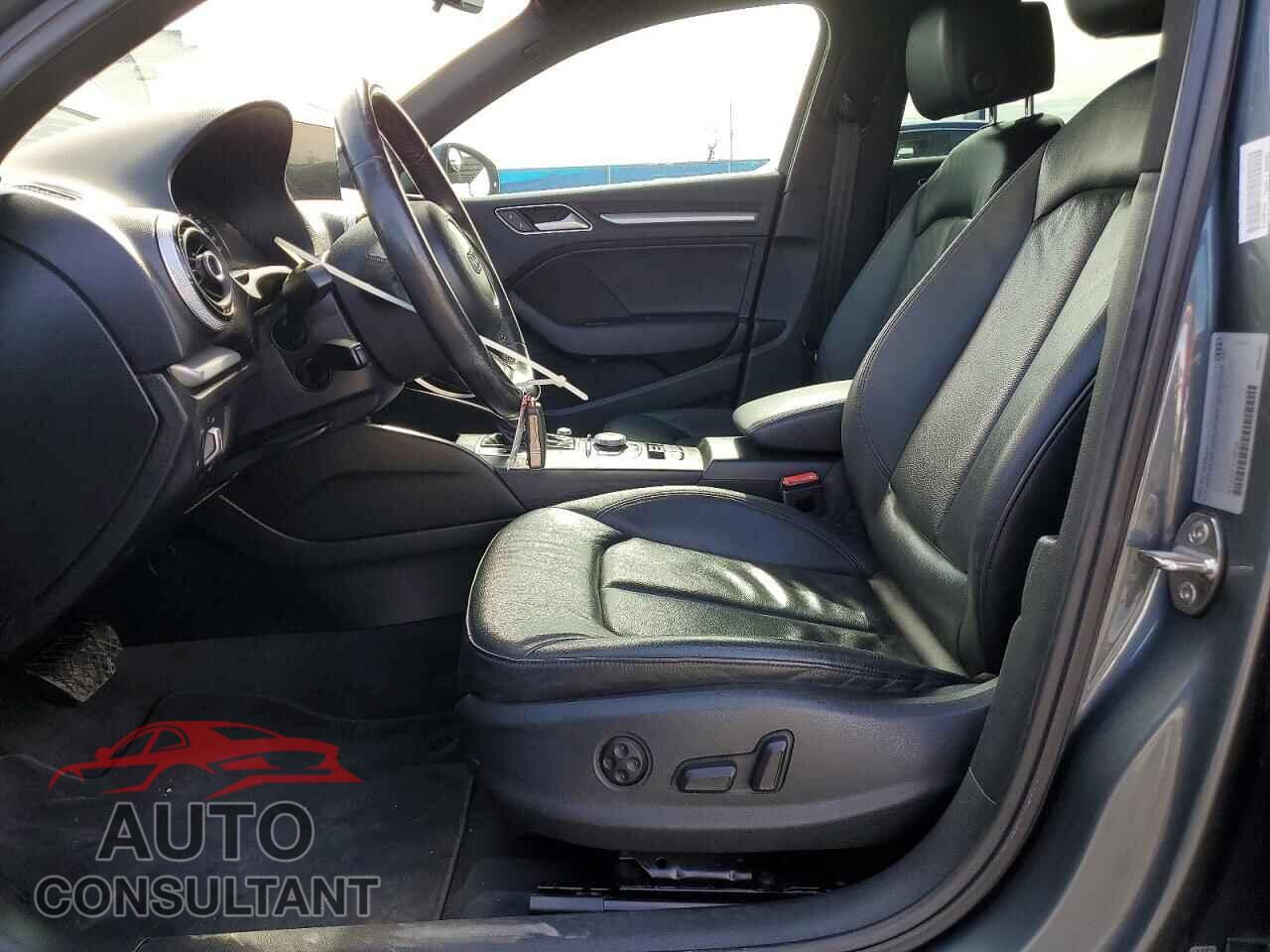 AUDI A3 2016 - WAUA7GFF7G1090138