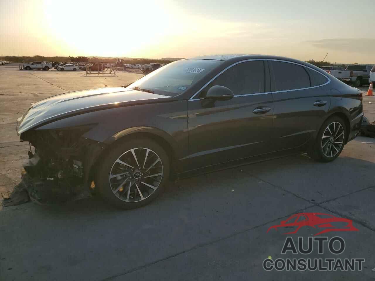 HYUNDAI SONATA 2022 - KMHL34J29NA236557