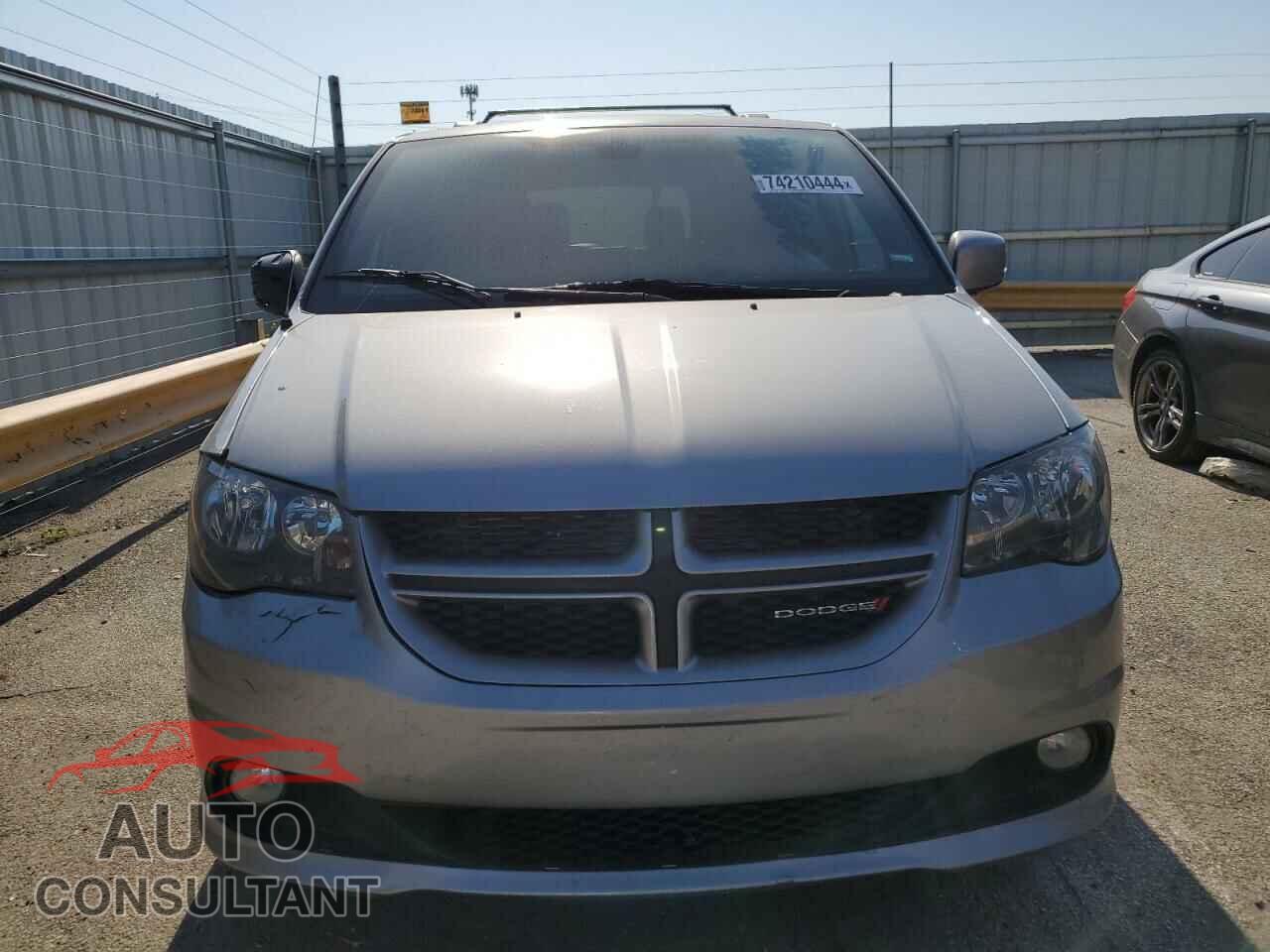 DODGE CARAVAN 2019 - 2C4RDGEG4KR611832