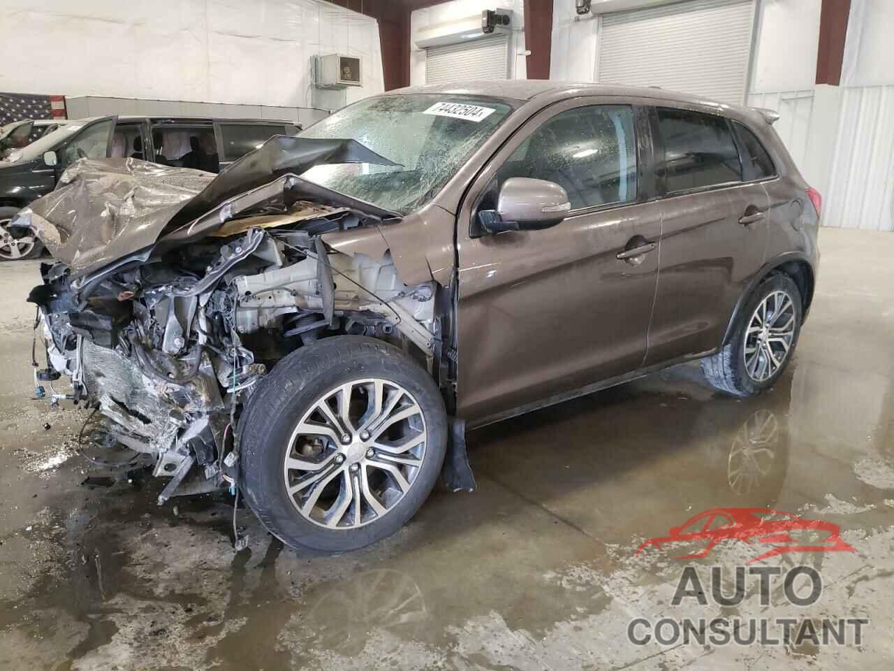 MITSUBISHI OUTLANDER 2019 - JA4AR3AU5KU007271