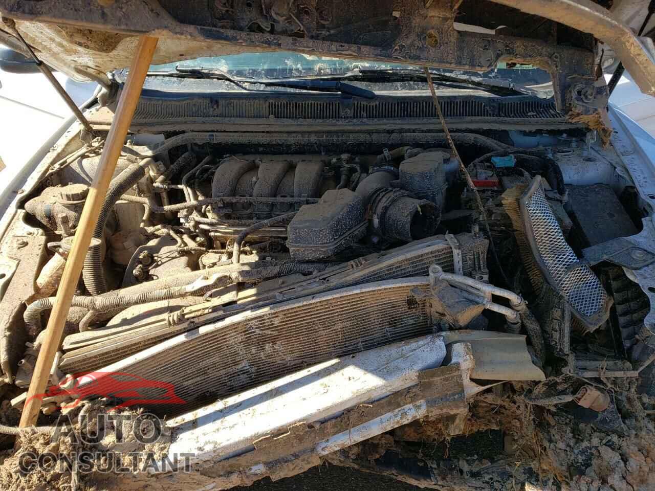 FORD TAURUS 2019 - 1FAHP2D80KG100951