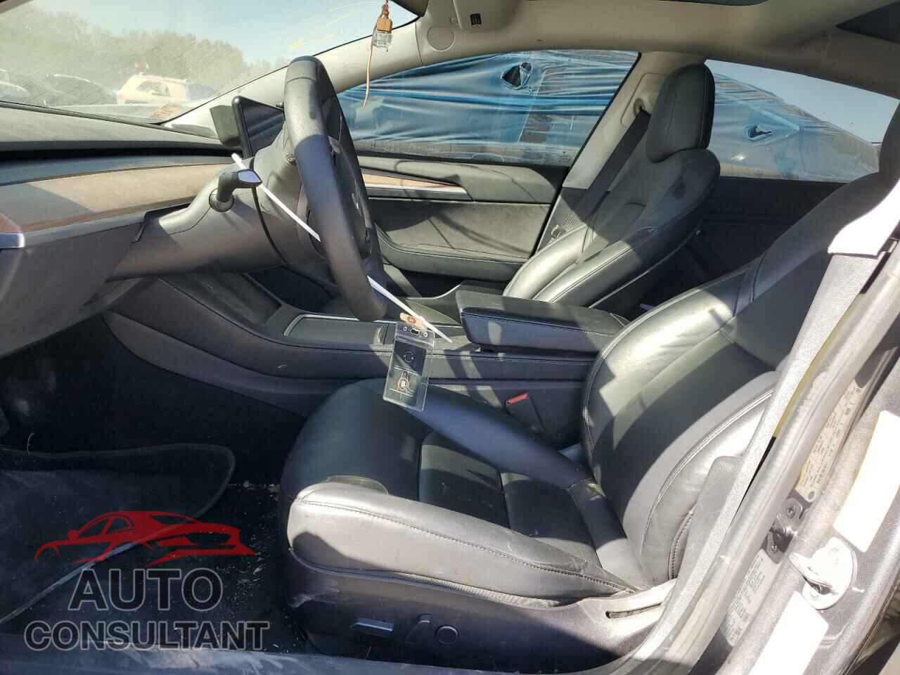 TESLA MODEL 3 2021 - 5YJ3E1EB6MF074402