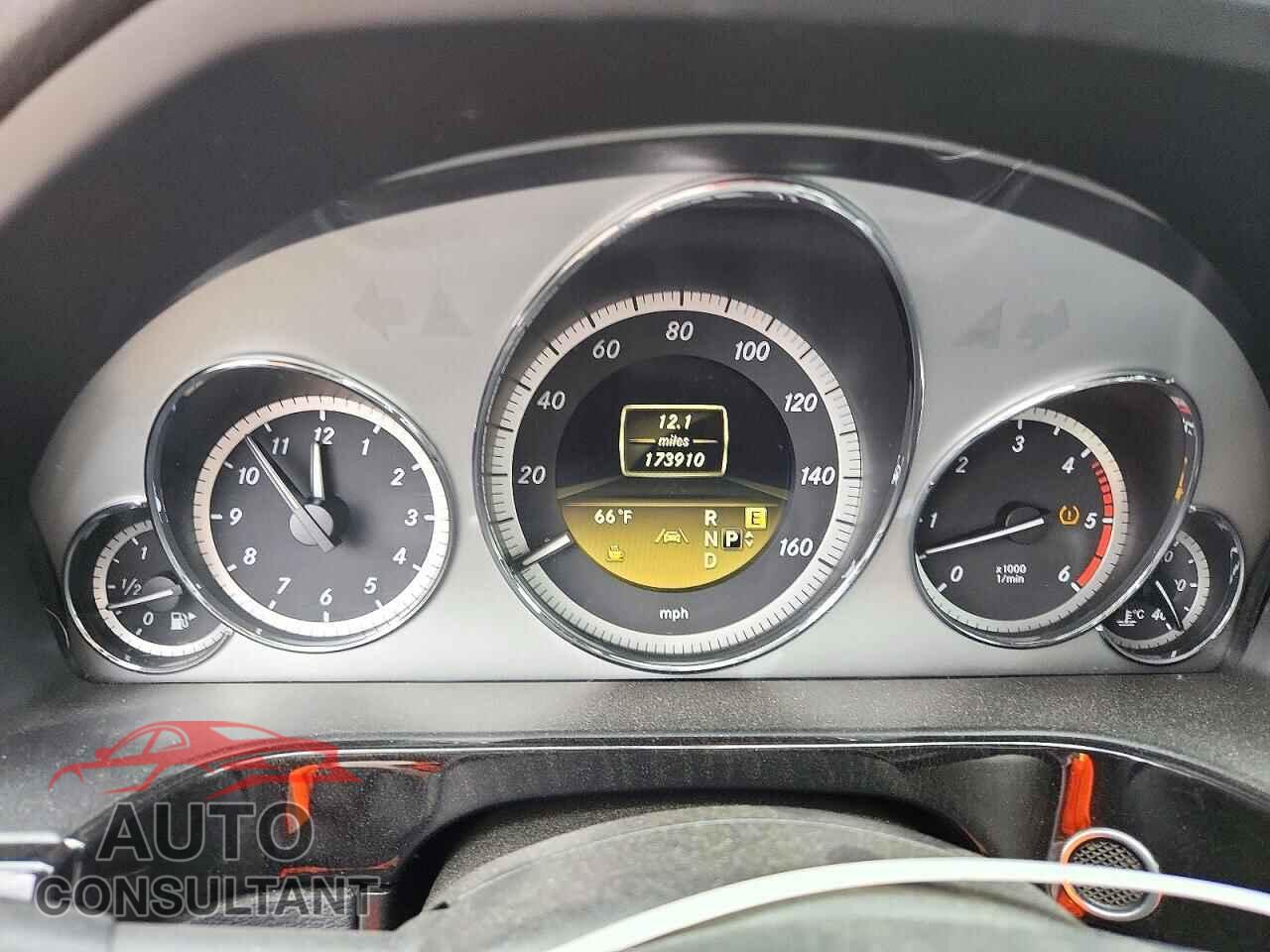 MERCEDES-BENZ E-CLASS 2012 - WDDHF2EB5CA543291