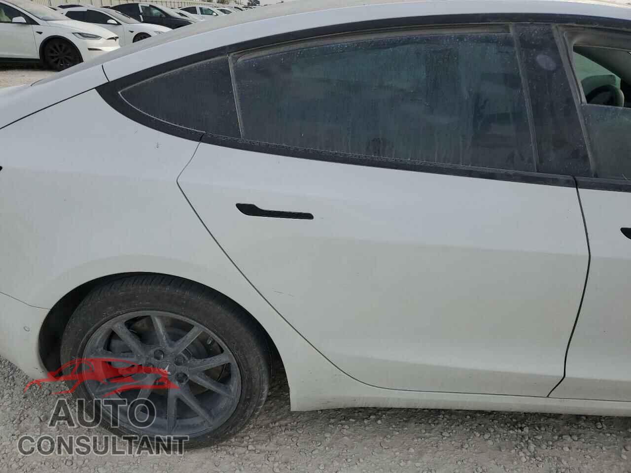 TESLA MODEL 3 2021 - 5YJ3E1EBXMF849347