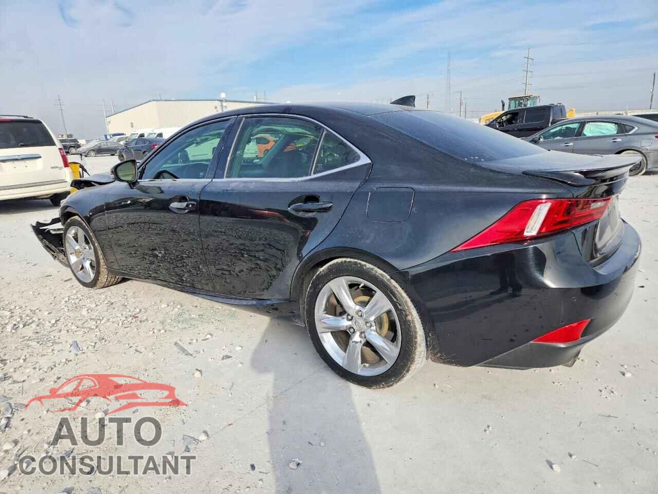 LEXUS IS 2014 - JTHBE1D22E5002482