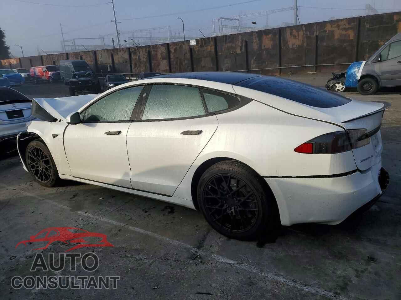 TESLA MODEL S 2017 - 5YJSA1E28HF232252