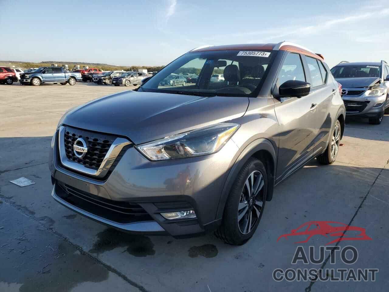 NISSAN KICKS 2018 - 3N1CP5CU3JL510113