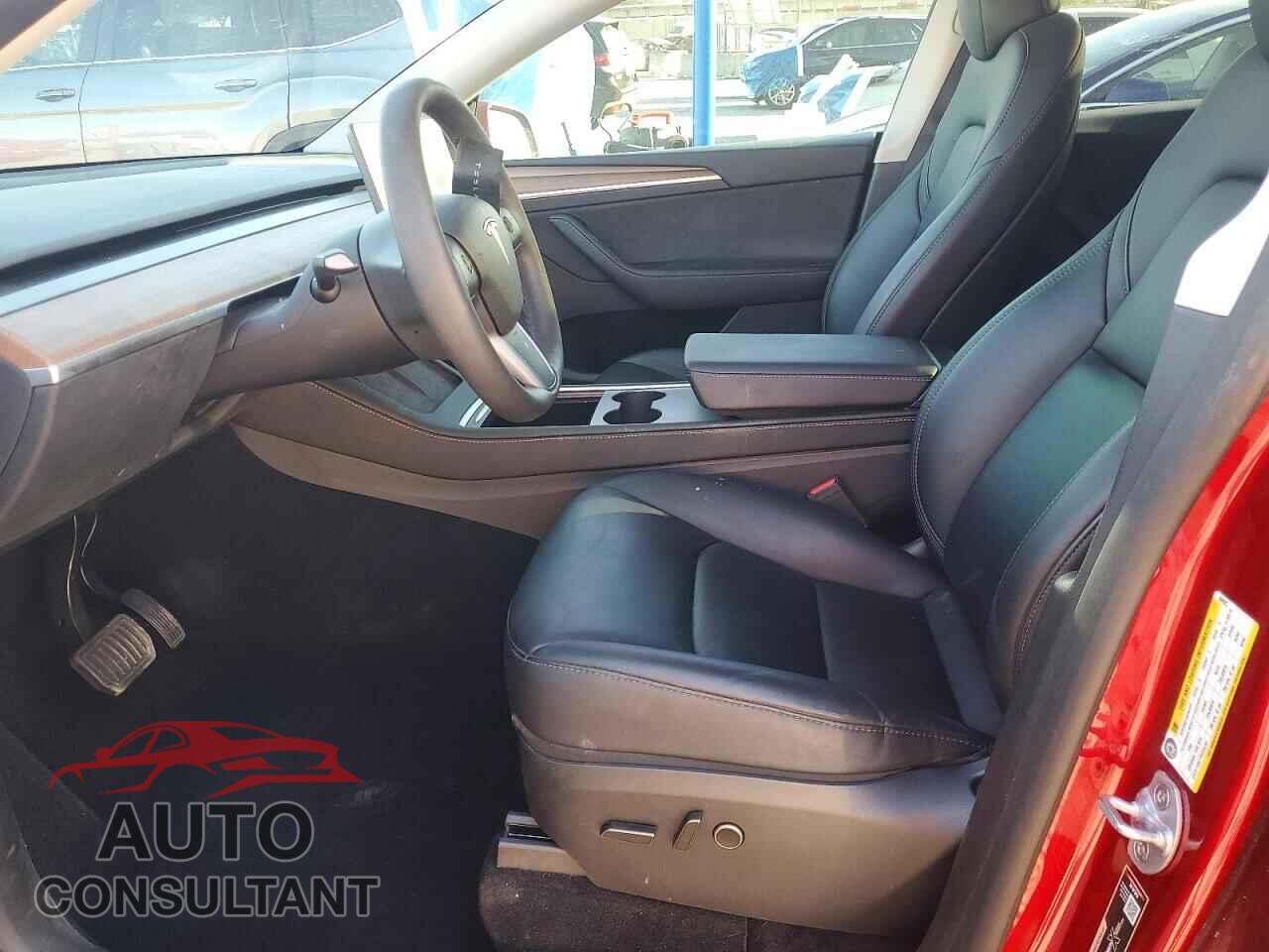 TESLA MODEL Y 2024 - 7SAYGDED2RF094983