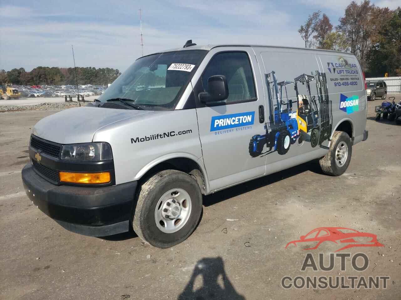 CHEVROLET EXPRESS 2021 - 1GCWGAFP7M1302420