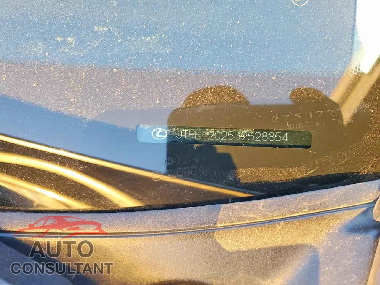 LEXUS IS 2013 - JTHFF2C25D2528854