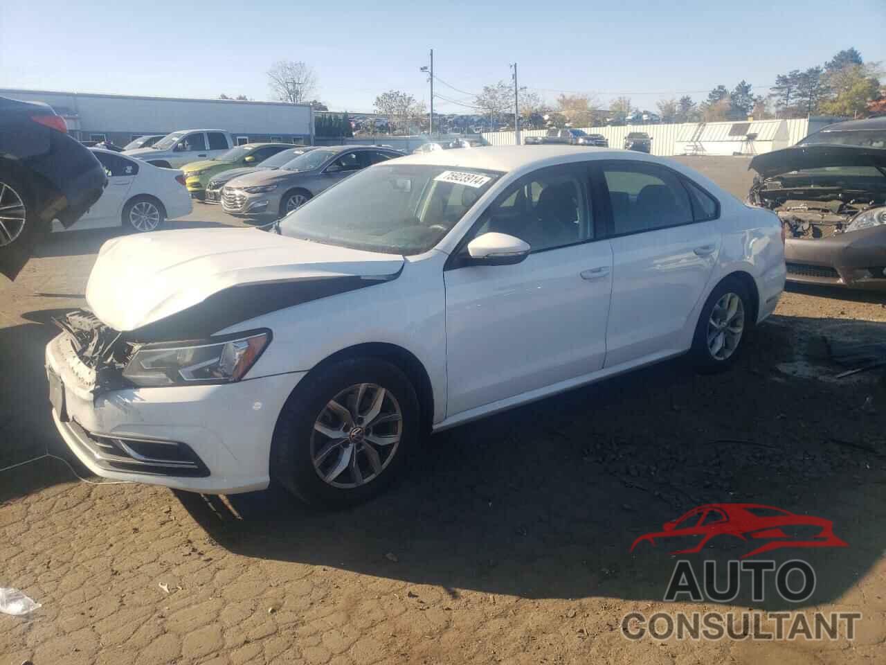 VOLKSWAGEN PASSAT 2018 - 1VWAA7A38JC005043