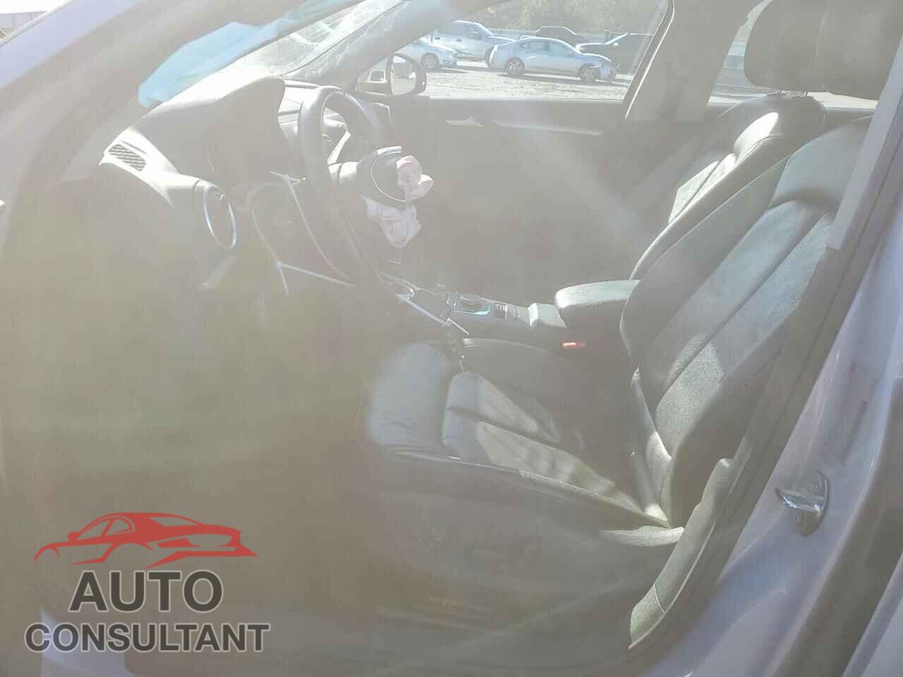AUDI A3 2015 - WAUBFGFF4F1056227
