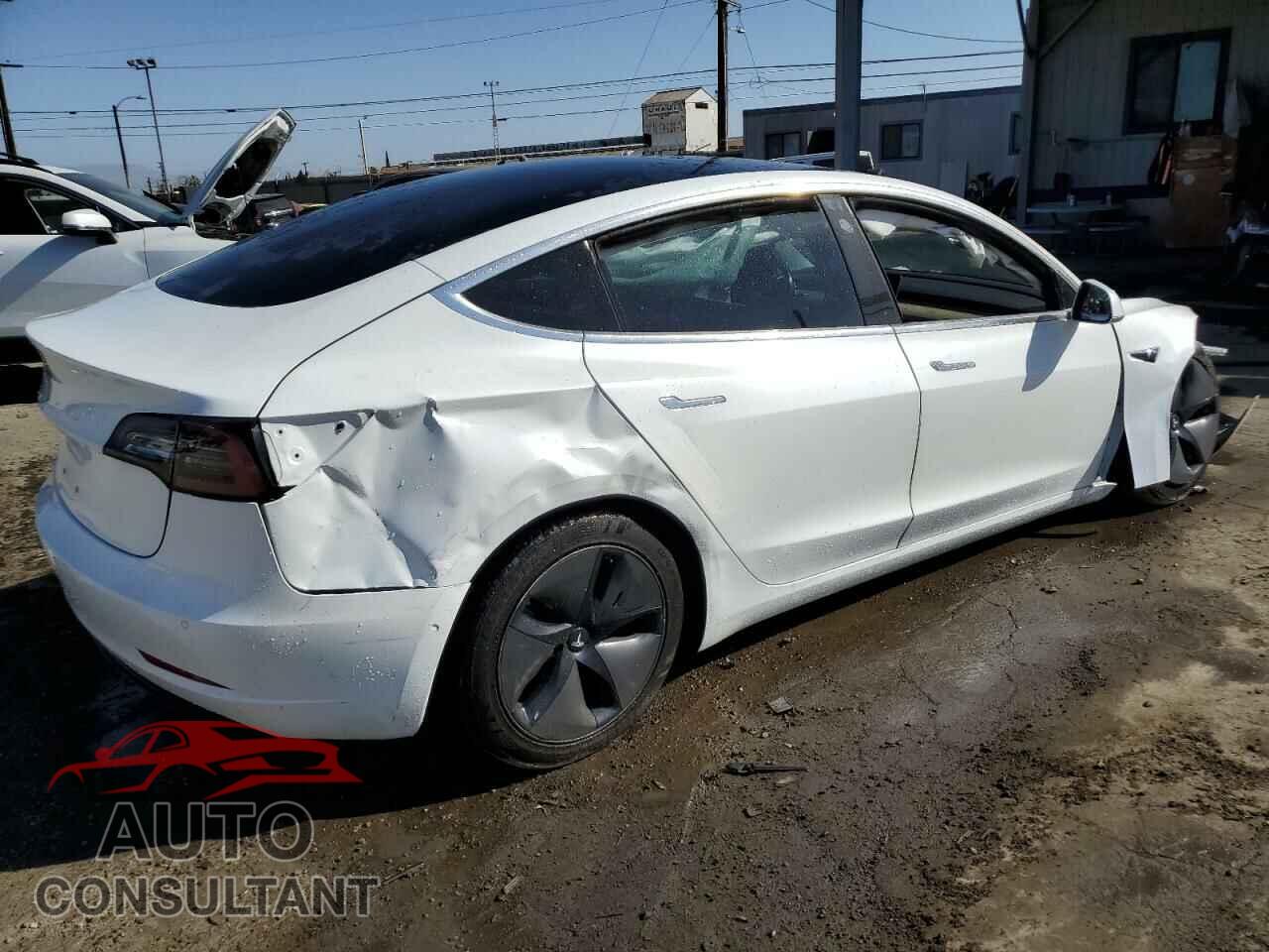 TESLA MODEL 3 2018 - 5YJ3E1EA3JF057317