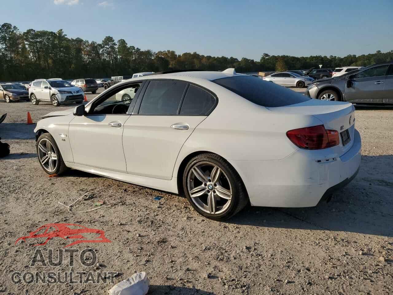 BMW 5 SERIES 2015 - WBA5B1C51FD920652