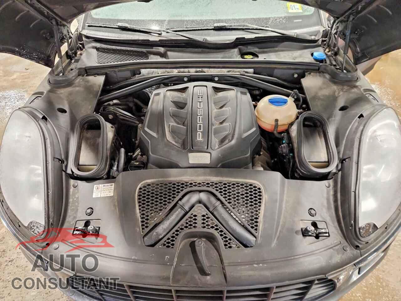 PORSCHE MACAN 2015 - WP1AB2A57FLB42548