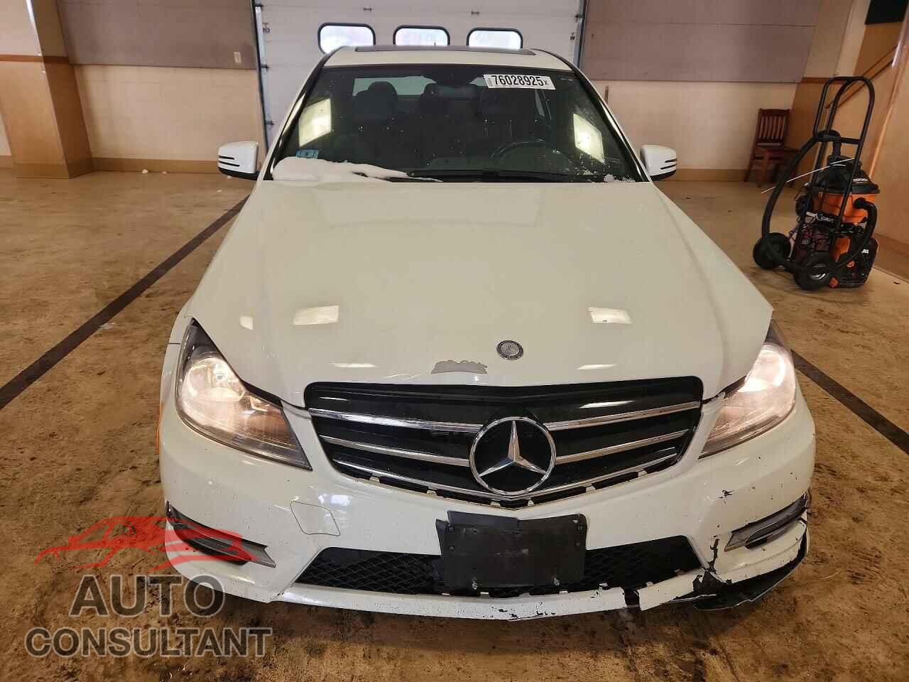 MERCEDES-BENZ C-CLASS 2014 - WDDGF8AB2EA967860
