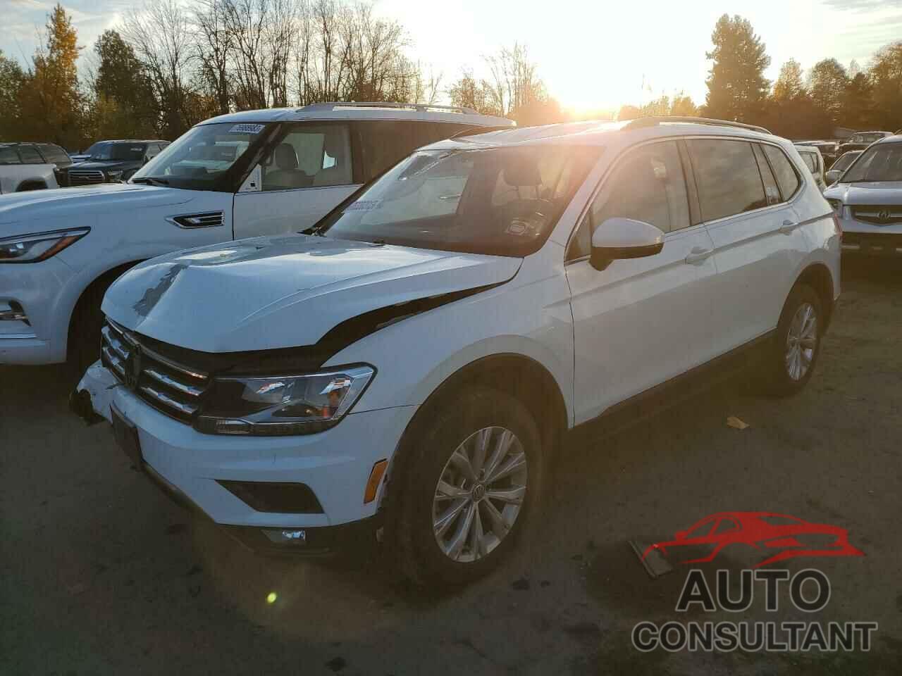 VOLKSWAGEN TIGUAN 2018 - 3VV2B7AX4JM023398