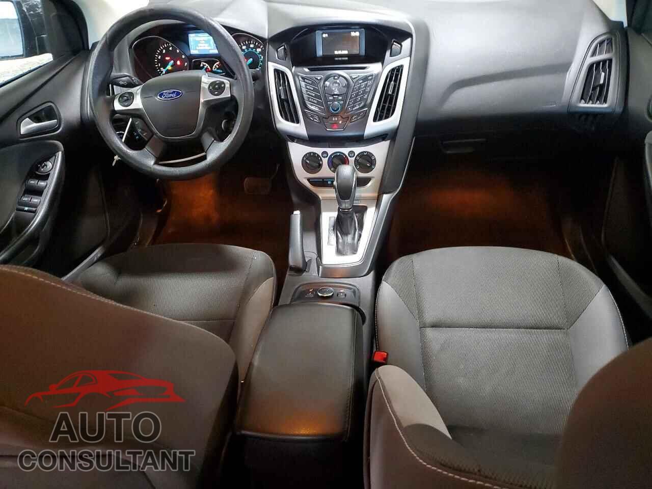 FORD FOCUS 2014 - 1FADP3F26EL431364