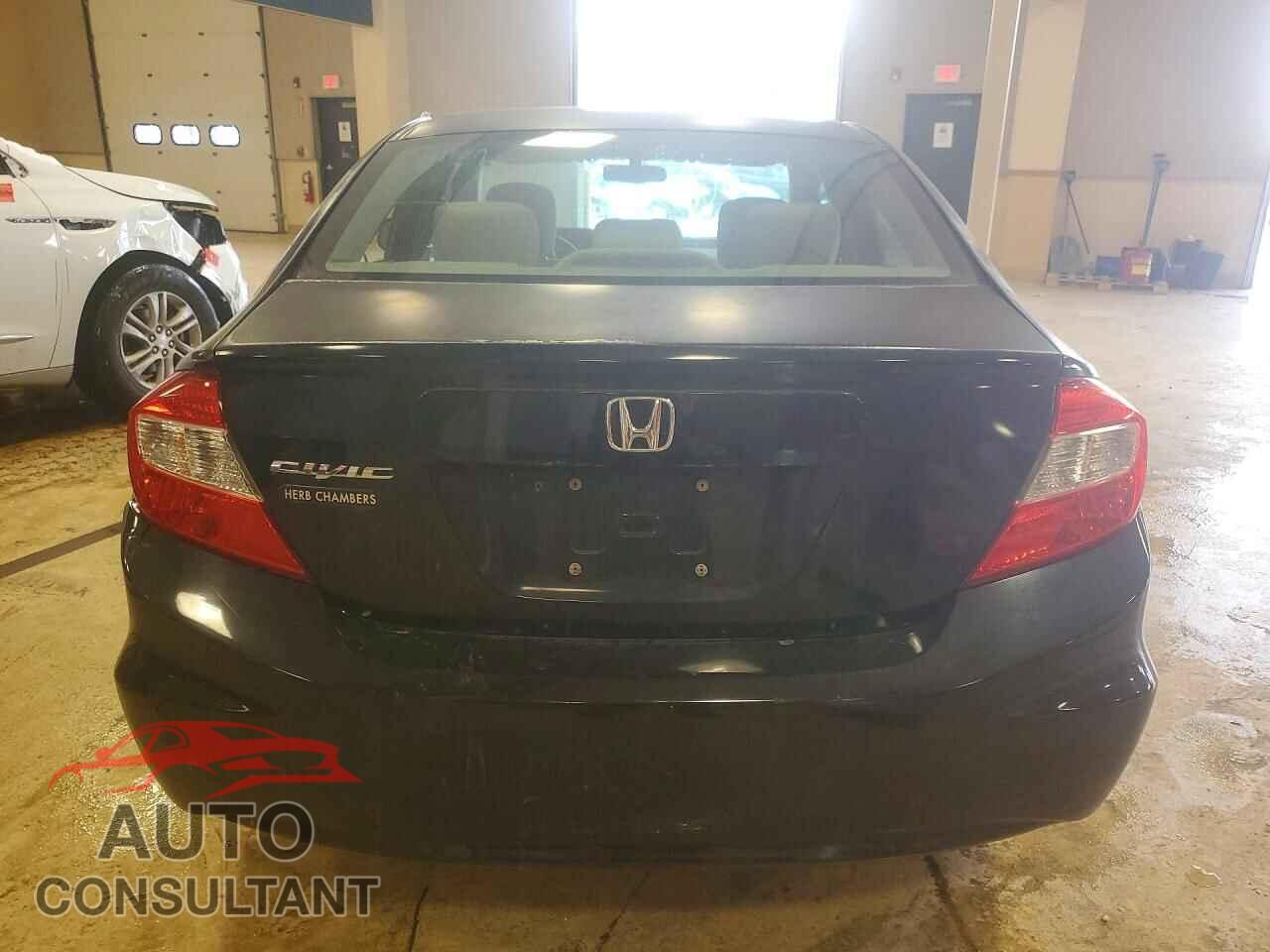 HONDA CIVIC 2012 - 2HGFB2F55CH565400